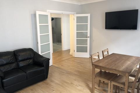 2 bedroom apartment to rent - Hatherley grove
