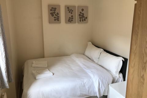 1 bedroom flat to rent, Hogarth Road , Kensington , Kensington Chelsea SW5