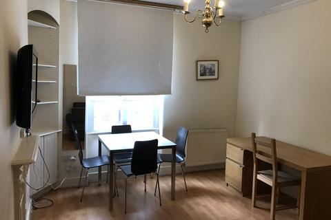 2 bedroom apartment to rent - Gilbert street, Bond street, London  W1K