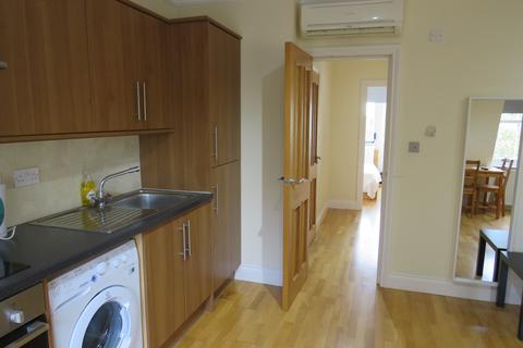 1 bedroom apartment to rent - Bayswater, Queensway, Hyde Park, London W2