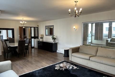 3 bedroom apartment to rent, Marylebone High Street, Thayer Street , Bond street Oxford Street, London W1U