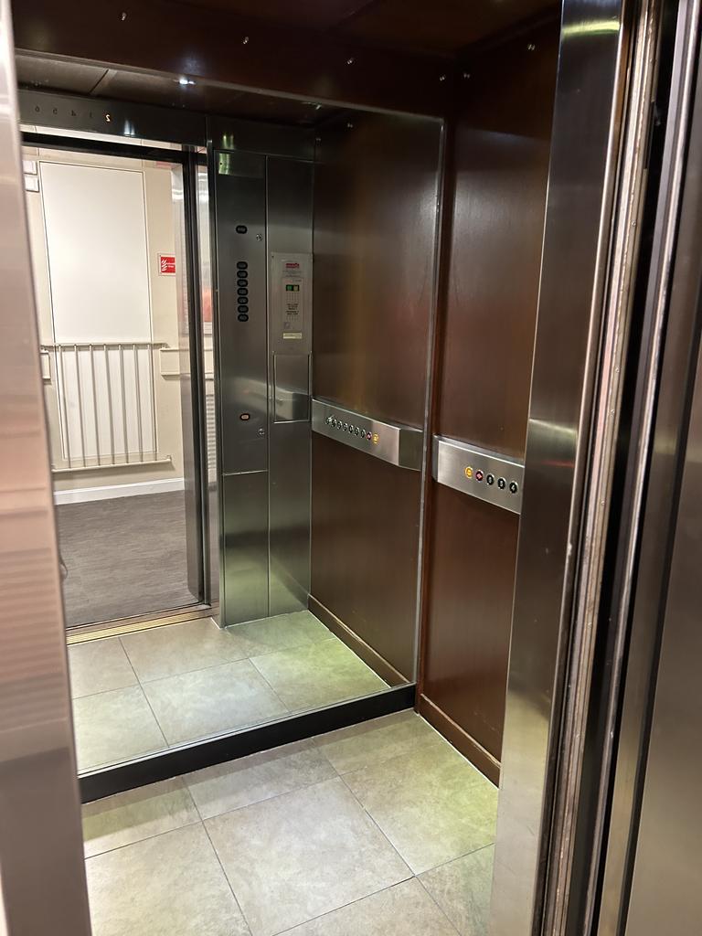 Building lift