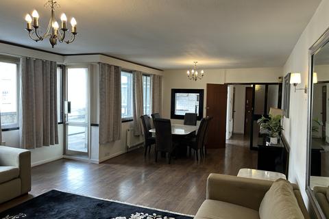 3 bedroom apartment to rent, Marylebone High Street, Thayer Street , Bond street Oxford Street, London W1U