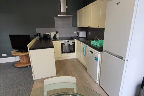 3 bedroom flat to rent, Castle Street, City Centre, Aberdeen, AB11