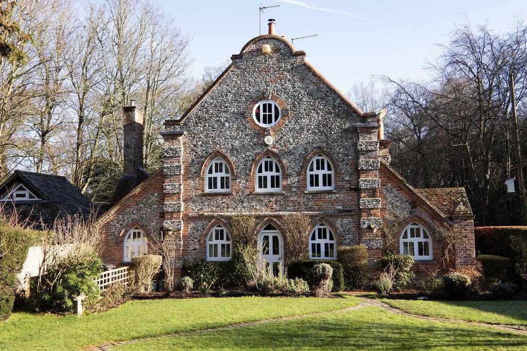 Godwins Lodge001