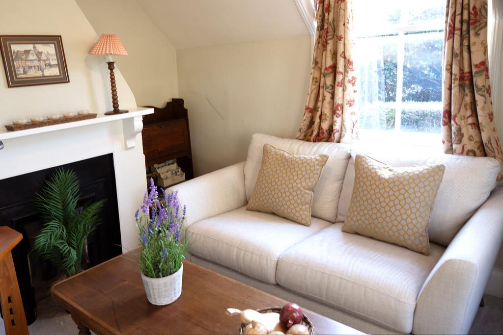 Godwins Lodge009