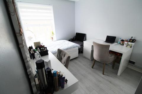 2 bedroom flat to rent, Arran House, Stamford Hill, N16