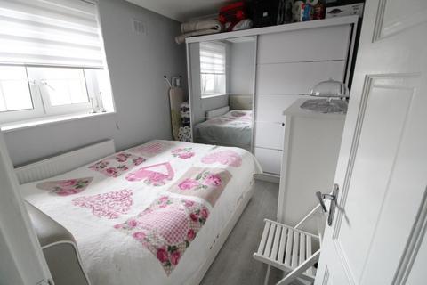 2 bedroom flat to rent, Arran House, Stamford Hill, N16