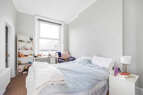 4 bedroom maisonette to rent, Pentonville Road, Islington, N1