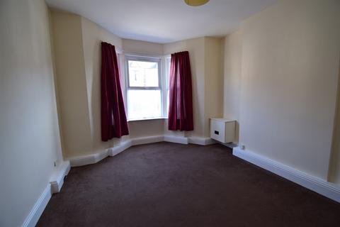 2 bedroom house to rent, 61 Colum Road, Cardiff