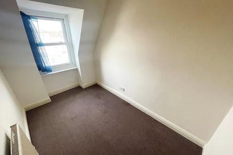 2 bedroom flat to rent, Granada Road, Southsea