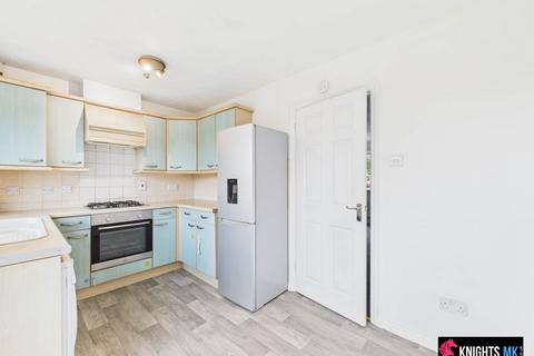 2 bedroom terraced house to rent, Bluebell Close, Buckingham MK18