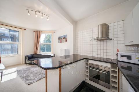 2 bedroom flat to rent, Sutherland Avenue, Royal Oak W9.