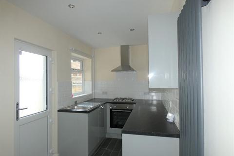 2 bedroom terraced house to rent - Newcastle Road, Stoke-on-Trent, Staffordshire, ST4 6PL