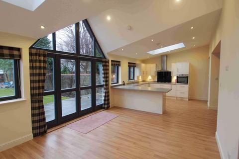 5 bedroom semi-detached house to rent, Rubislaw Den South, West End, Aberdeen, AB15
