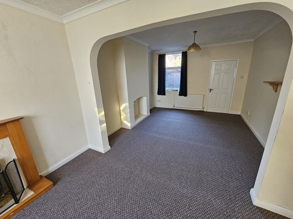 Lounge / Dining Room