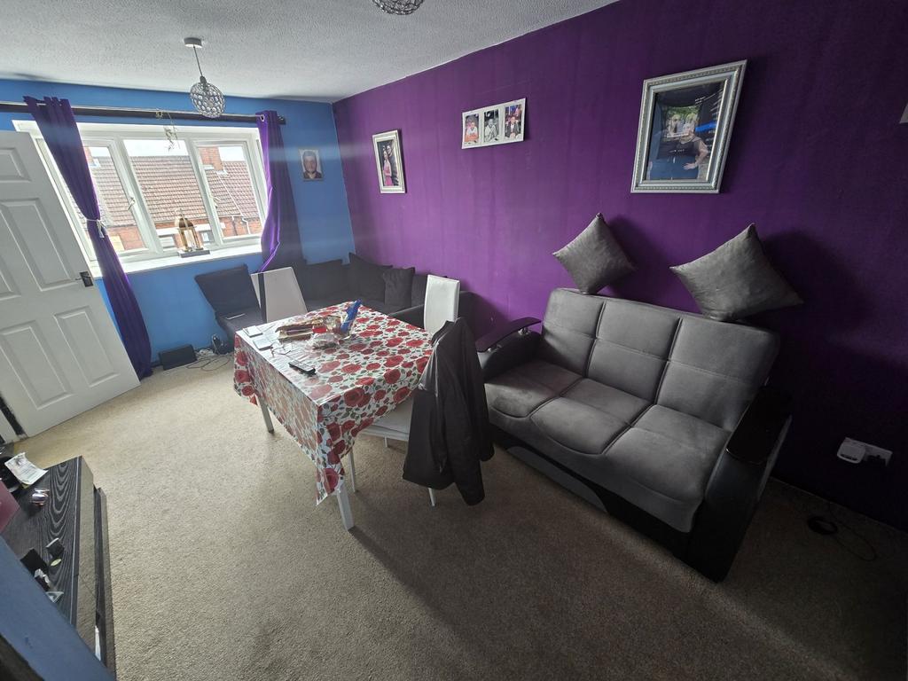 Lounge / Dining Room