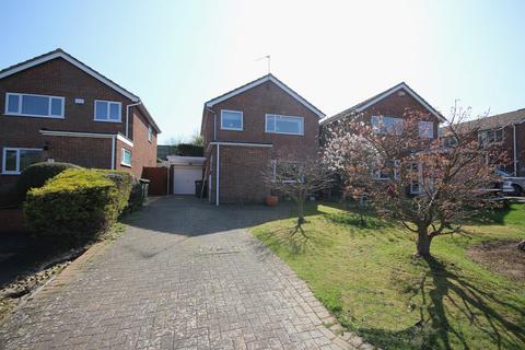3 bedroom detached house to rent, Sandy Close, Wellingborough, Northamptonshire. NN8 5AY