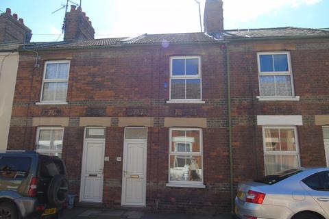 2 bedroom terraced house to rent, Burkitt Street, King's Lynn