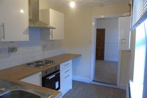 2 bedroom terraced house to rent, Burkitt Street, King's Lynn