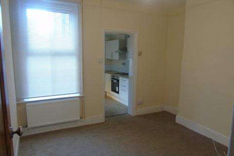 2 bedroom terraced house to rent, Burkitt Street, King's Lynn