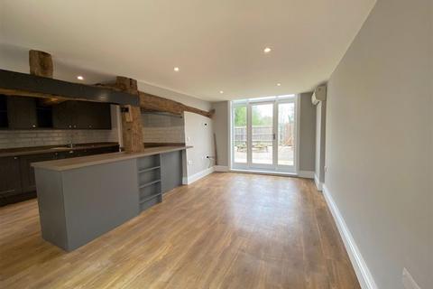 2 bedroom house to rent, Knowle Lane, Cranleigh