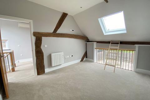 2 bedroom house to rent, Knowle Lane, Cranleigh