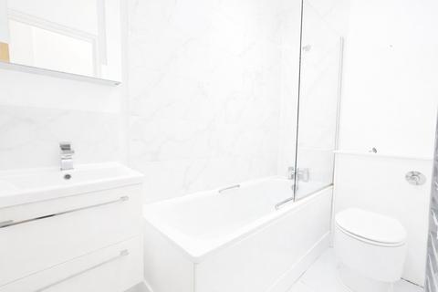 3 bedroom flat to rent, St Johns Grove, Archway