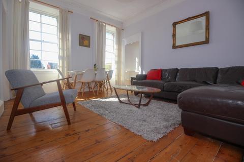 2 bedroom flat to rent, Gardners Crescent, Haymarket, Edinburgh, EH3