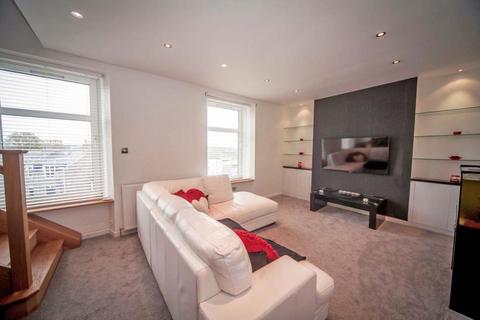 2 bedroom flat to rent, 77 Western Road, Aberdeen, AB24 4DR