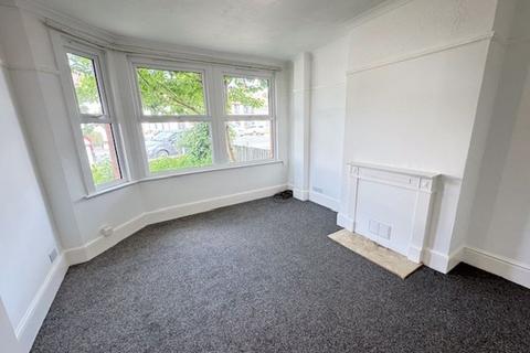 1 bedroom apartment to rent, Caulfield Road, Southend-On-Sea