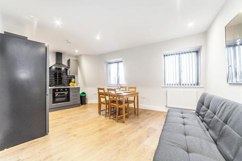 1 bedroom flat to rent, 139 Queens Crescent, London NW5