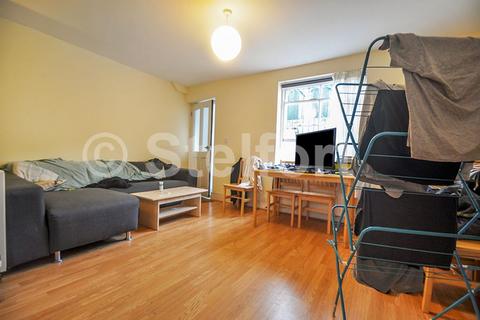 4 bedroom terraced house to rent, Burgos Grove, London, SE10
