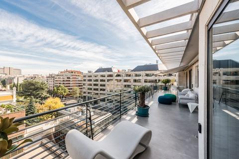 4 bedroom apartment - Maria de Molina, El VIso, Madrid