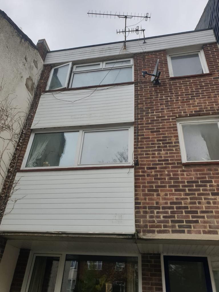 13 Silverdale Road, Banister Park, Southampton SO15 1 bed apartment £