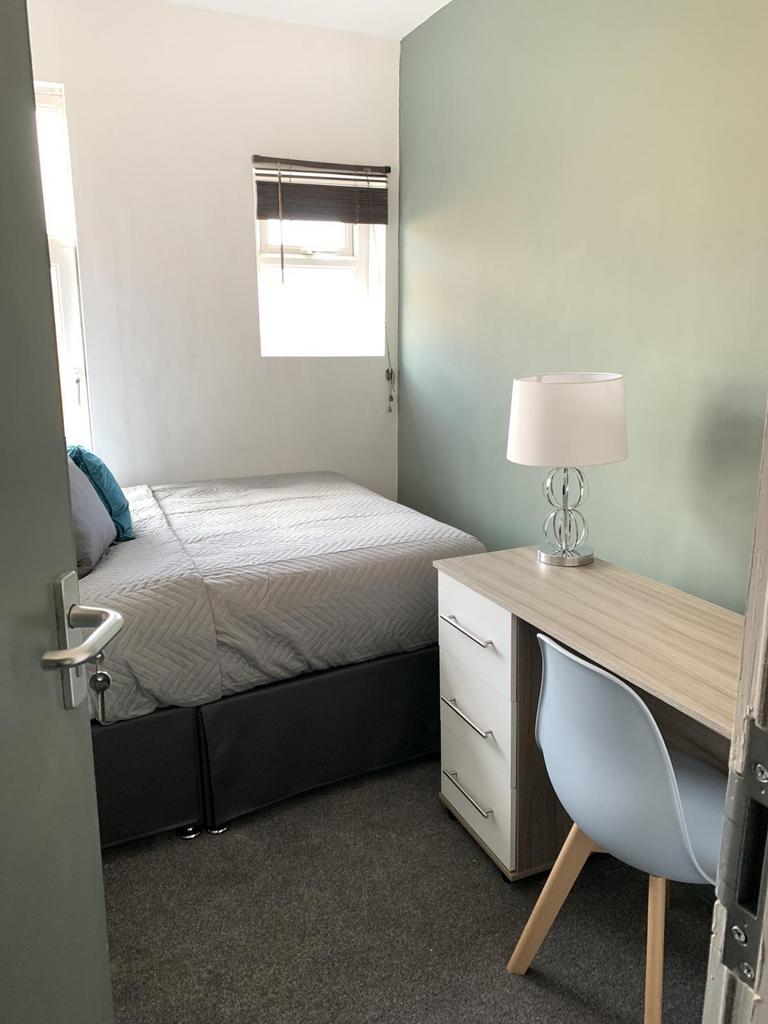 Room 4