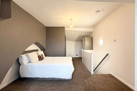 5 bedroom house share to rent, Corporation Street, Barnsley, South Yorkshire S70