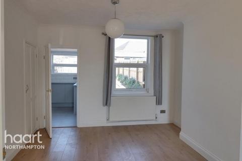2 bedroom terraced house to rent, Beaconsfield Place, Rushden
