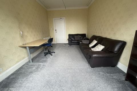 2 bedroom apartment to rent, White Street, Partick, Glasgow