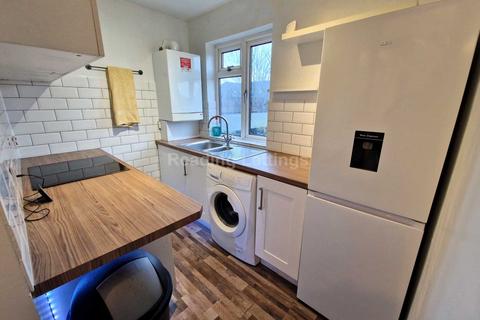 1 bedroom flat to rent, First Floor Flat, West Reading