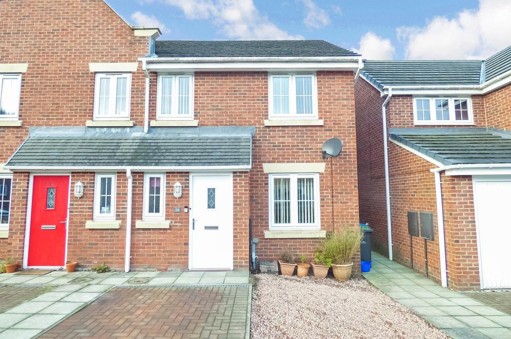 Arkless Grove, The Grove, Consett, Durham, DH8 8AB 3 bed semidetached