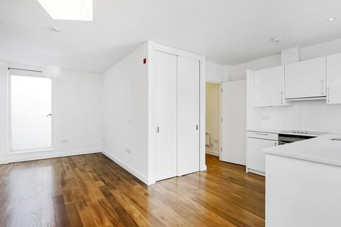 Studio to rent, Berwick Street, London, W1F