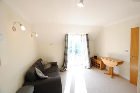 2 bedroom flat to rent, Mill Walk, Witney, Oxon, OX28 6FY