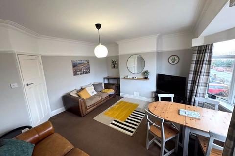 2 bedroom apartment to rent, Guelder Road, High Heaton