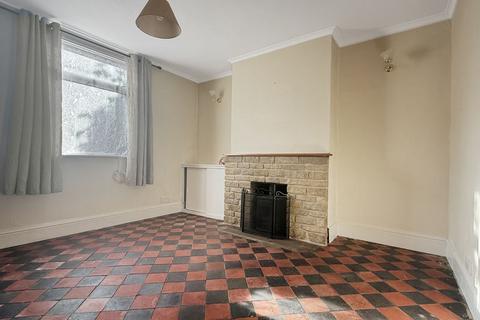2 bedroom end of terrace house to rent, Bassett Place, Oundle, Peterborough