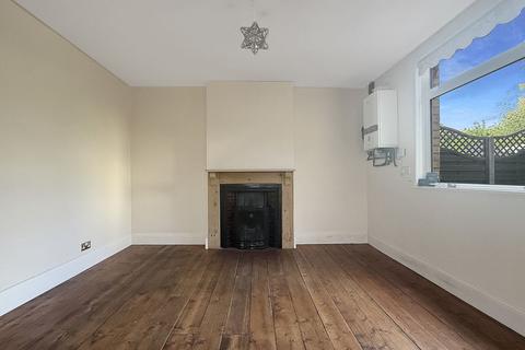 2 bedroom end of terrace house to rent, Bassett Place, Oundle, Peterborough