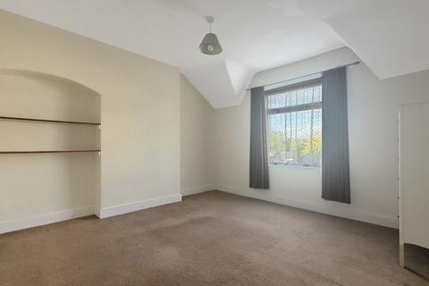 2 bedroom end of terrace house to rent, Bassett Place, Oundle, Peterborough