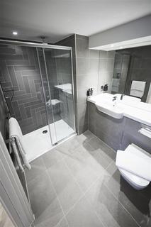 undefined, Roomzzz Aparthotel, York City