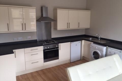 Studio to rent, Carlton Road, Polygon, Southampton, SO15