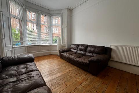 2 bedroom flat to rent, Rhynie Drive, Ibrox, Glasgow, G51